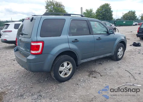 2010 Ford Escape Xlt из США, поврежденный, VIN 1FMCU9DG7AKB54333